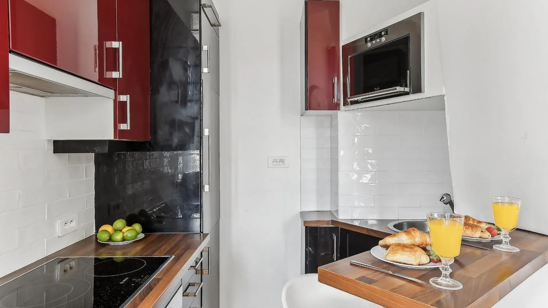 Champs-elysees & Trocadero - Cityapartmentstay